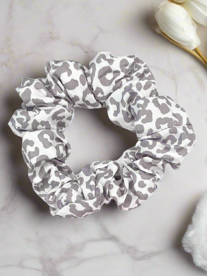 Scrunchie - Snow Leopard - Sharper Barker